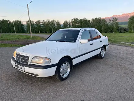 Mercedes-Benz C 180 1994 года за 2 800 000 тг. в Риддер