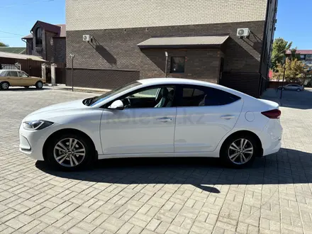 Hyundai Elantra 2018 года за 7 700 000 тг. в Уральск – фото 4