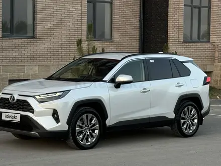 Toyota RAV4 2023 года за 19 000 000 тг. в Шымкент