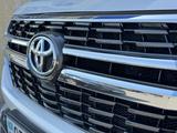 Toyota Land Cruiser 2021 года за 35 800 000 тг. в Актау – фото 2