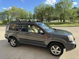 Nissan X-Trail 2003 года за 3 500 000 тг. в Актобе – фото 2