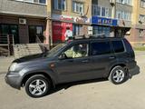 Nissan X-Trail 2003 года за 3 500 000 тг. в Актобе – фото 4