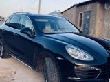 Porsche Cayenne 2012 года за 15 000 000 тг. в Шымкент