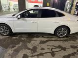 Hyundai Sonata 2023 годаүшін10 700 000 тг. в Алматы – фото 4
