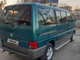 Volkswagen Multivan 1993 года за 4 444 444 тг. в Астана – фото 4