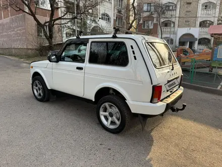 ВАЗ (Lada) Lada 2121 2019 года за 4 100 000 тг. в Алматы – фото 5