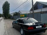 BMW 740 1995 года за 4 000 000 тг. в Актобе