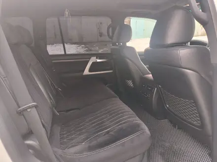Toyota Land Cruiser 2017 года за 30 700 000 тг. в Караганда – фото 12