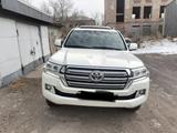 Toyota Land Cruiser 2017 года за 30 700 000 тг. в Караганда