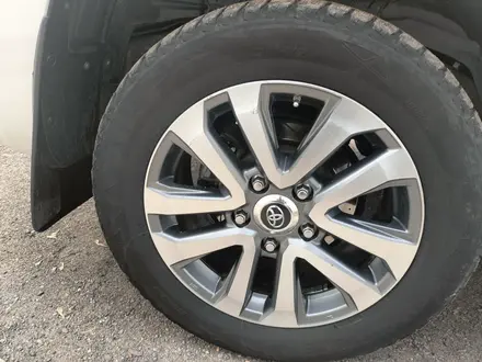 Toyota Land Cruiser 2017 года за 30 700 000 тг. в Караганда – фото 4