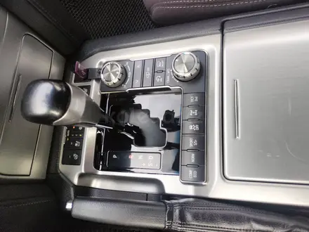 Toyota Land Cruiser 2017 года за 30 700 000 тг. в Караганда – фото 9