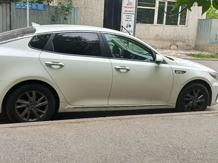 Kia K5 2019 года за 8 000 000 тг. в Алматы – фото 4