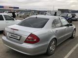 Mercedes-Benz E 320 2002 годаfor4 600 000 тг. в Актау – фото 4