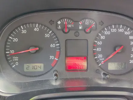 Volkswagen Golf 2001 года за 2 700 000 тг. в Алматы – фото 13