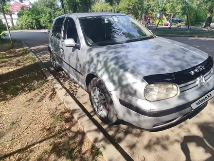Volkswagen Golf 2001 года за 2 700 000 тг. в Алматы – фото 8
