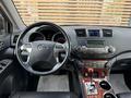 Toyota Highlander Prestige 2013 года за 14 850 000 тг. в Астана – фото 9