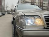 Mercedes-Benz E 320 1994 года за 3 600 000 тг. в Алматы – фото 4