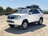 Toyota Fortuner 2006 года за 9 500 000 тг. в Актау