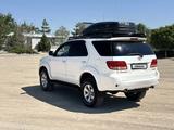 Toyota Fortuner 2006 года за 9 500 000 тг. в Актау – фото 4