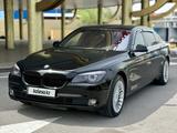 BMW 750 2012 годаүшін12 500 000 тг. в Алматы – фото 2