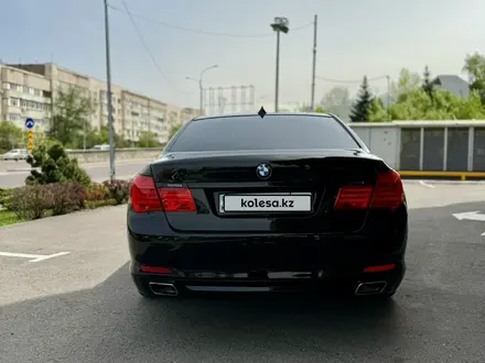 BMW 750 2012 года за 13 555 000 тг. в Алматы – фото 6
