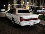 Lincoln Town Car 1994 года за 5 700 000 тг. в Алматы