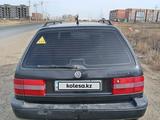 Volkswagen Passat 1995 годаүшін1 400 000 тг. в Актобе – фото 4