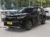 Toyota Highlander Luxe 2026 годаүшін26 800 000 тг. в Семей