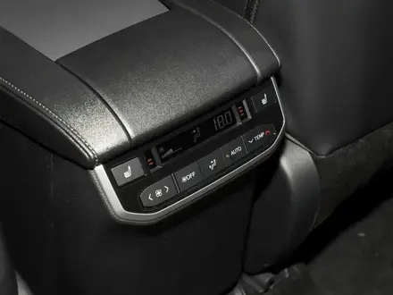 Toyota Highlander Luxe 2026 года за 26 800 000 тг. в Семей – фото 15