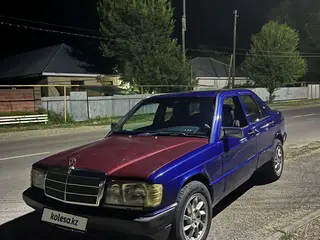 Mercedes-Benz 190