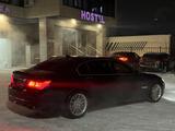 BMW 750 2014 годаfor12 800 000 тг. в Караганда – фото 2