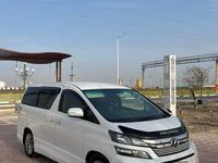 Toyota Vellfire 2013 годаfor7 500 000 тг. в Алматы