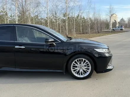Toyota Camry 2021 года за 16 400 000 тг. в Астана – фото 10
