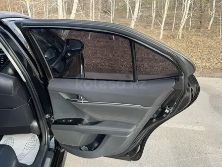 Toyota Camry 2021 года за 16 400 000 тг. в Астана – фото 40