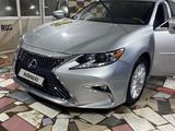 Lexus ES 300h 2013 года за 7 500 000 тг. в Уральск – фото 4