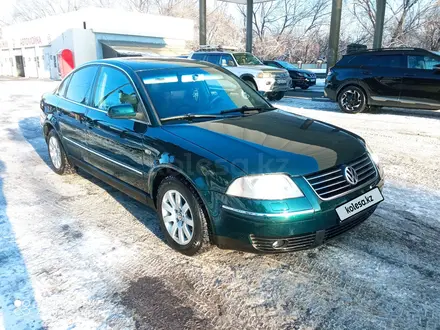 Volkswagen Passat 2001 года за 3 300 000 тг. в Алматы – фото 2