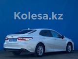 Toyota Camry 2019 года за 13 100 000 тг. в Алматы – фото 3