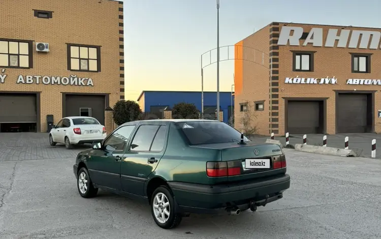 Volkswagen Vento 1995 годаfor949 999 тг. в Уральск