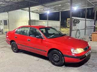 Toyota Carina E, 1995