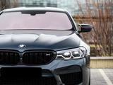 BMW M5 2019 года за 46 000 000 тг. в Алматы