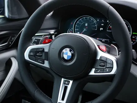 BMW M5 2019 года за 46 000 000 тг. в Алматы – фото 35