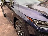 Lexus RX 200t 2021 года за 27 000 000 тг. в Алматы – фото 3