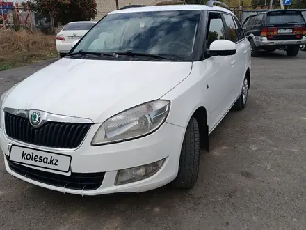 Skoda Fabia 2011 года за 3 350 000 тг. в Уральск – фото 2