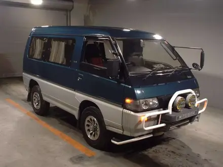 Mitsubishi Delica 1992 года за 10 000 тг. в Алматы