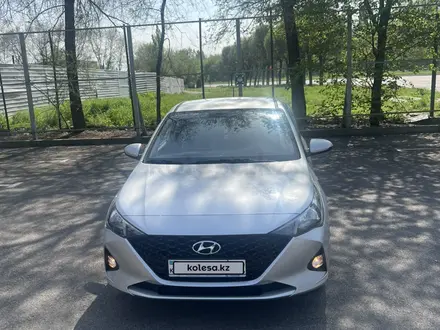 Hyundai Accent 2023 года за 10 500 000 тг. в Алматы