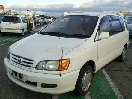 Toyota Ipsum 2000 года за 420 000 тг. в Павлодар