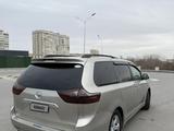 Toyota Sienna 2015 годаүшін8 500 000 тг. в Актау – фото 4