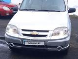 Chevrolet Niva 2013 годаүшін4 200 000 тг. в Талдыкорган – фото 2