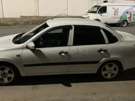 ВАЗ (Lada) Granta 2190 2014 года за 1 700 000 тг. в Шымкент – фото 4