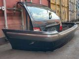 Бампер задний крышка багажника Мерседес Е W210 универсал фонарь. Замок. за 50 000 тг. в Алматы – фото 3